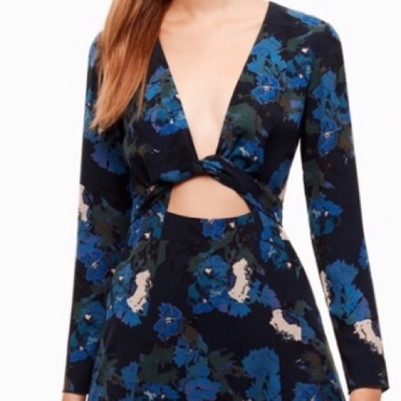 NWOT BLACK Aritiza Wilfred “Aubagne” Dress - Picture 2 of 4